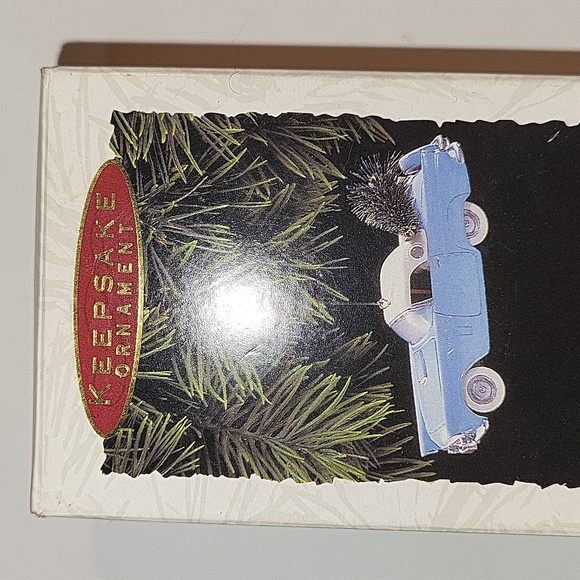 Vintage 1956 Ford Thunderbird Collector's Series Ornament (1993) - Picture 11 of 14